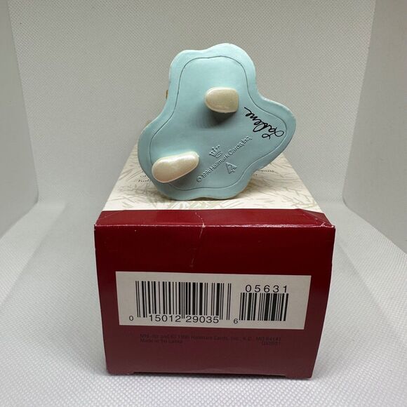 Hallmark 1996 Keepsake Christkindl # 2 Christmas Visitors Collection Ornament - Picture 3 of 6